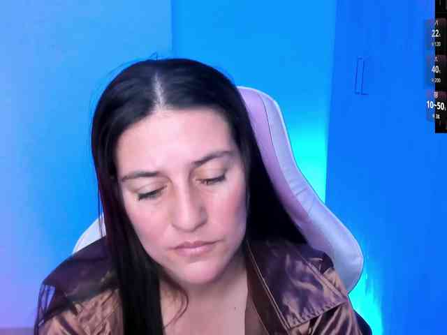 Saskyaajohnson webcam