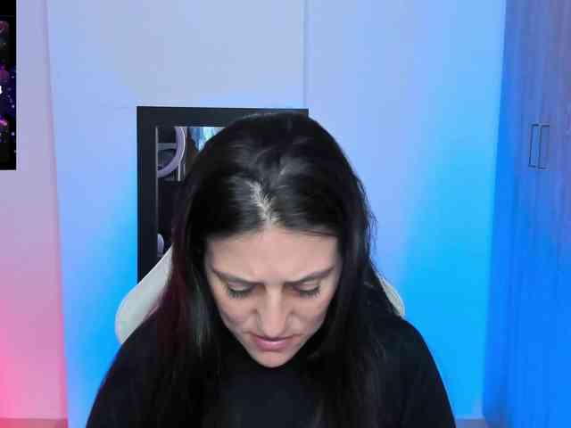 Saskyaajohnson webcam