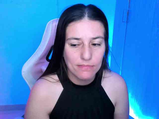 Saskyaajohnson webcam