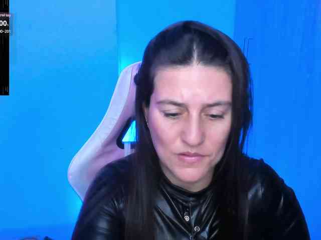 Saskyaajohnson webcam