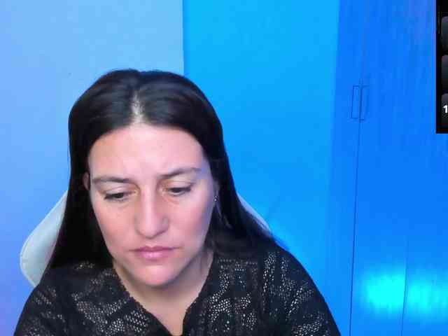 Saskyaajohnson webcam