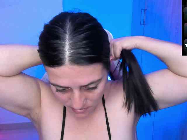 Saskyaajohnson webcam