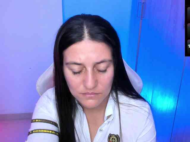 Saskyaajohnson webcam