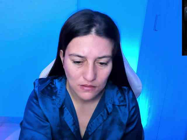 Saskyaajohnson webcam