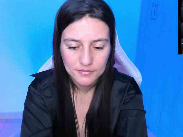 Saskyaajohnson webcam