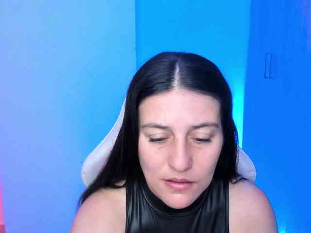 Saskyaajohnson webcam