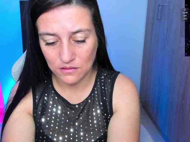 Saskyaajohnson webcam