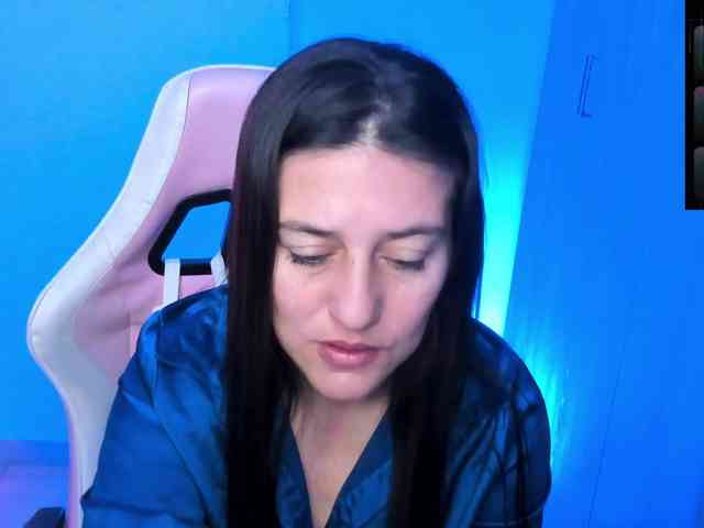 Saskyaajohnson webcam