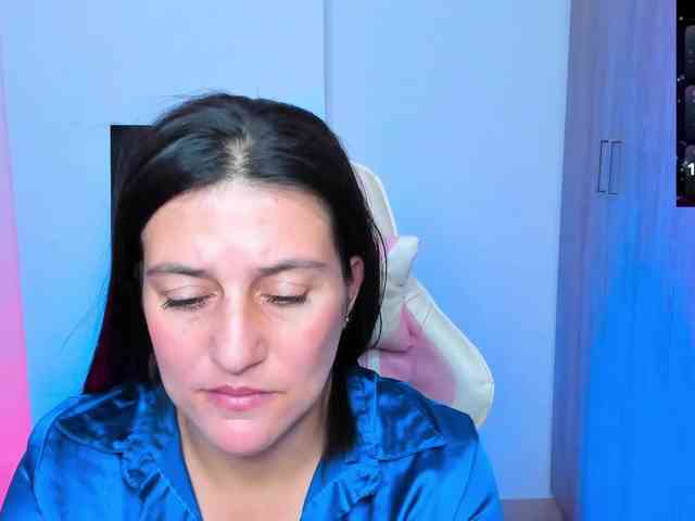 Saskyaajohnson webcam