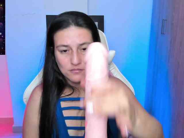 Saskyaajohnson webcam