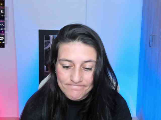 Saskyaajohnson webcam