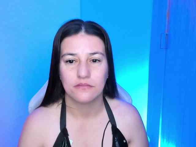 Saskyaajohnson webcam