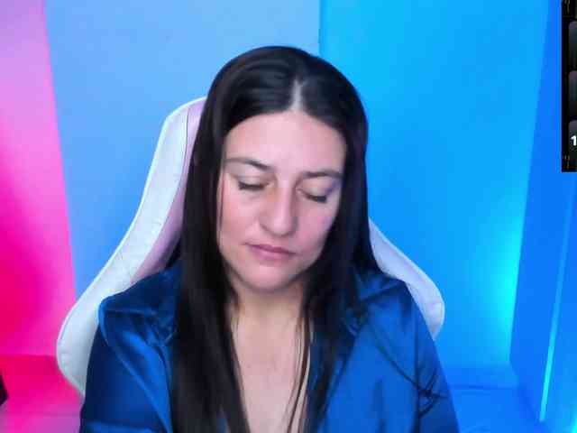 Saskyaajohnson webcam