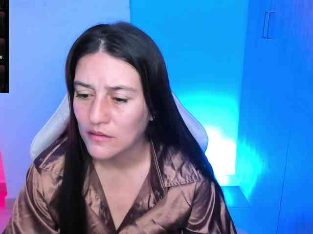 Saskyaajohnson webcam