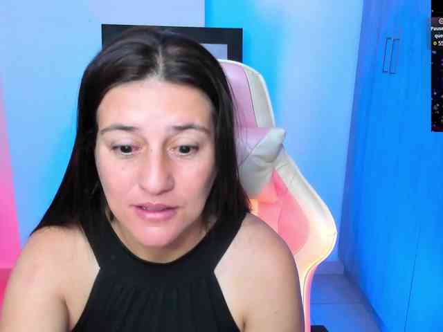 Saskyaajohnson webcam