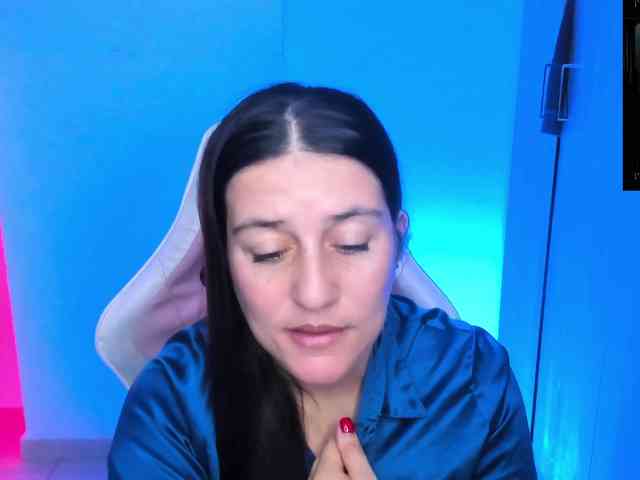 Saskyaajohnson webcam