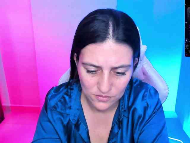 Saskyaajohnson webcam