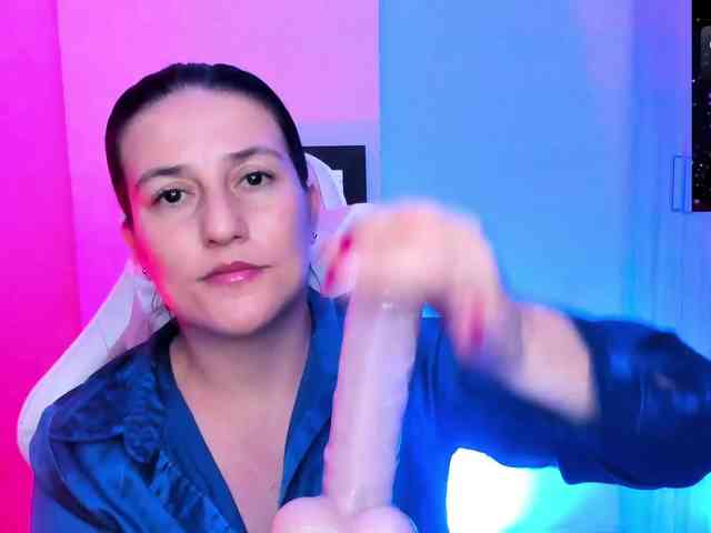 Saskyaajohnson webcam