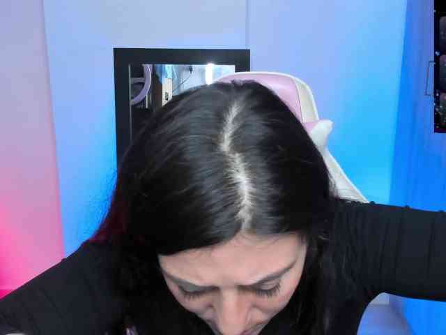 Saskyaajohnson webcam