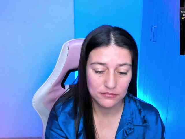 Saskyaajohnson webcam