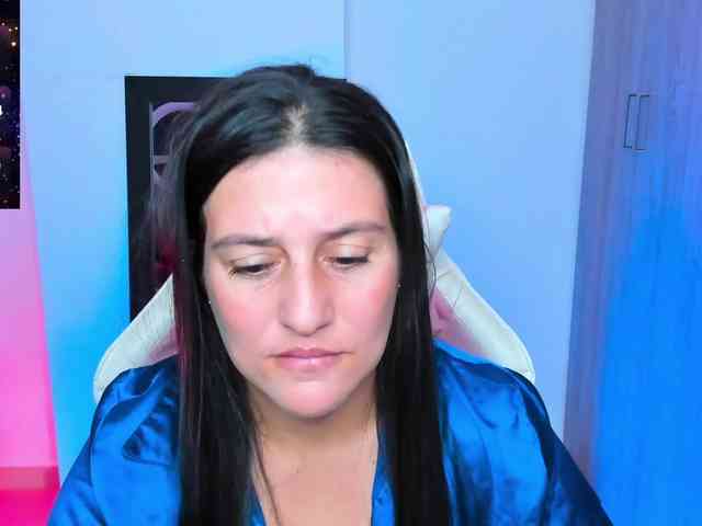 Saskyaajohnson webcam