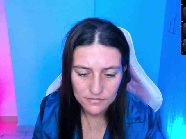 Saskyaajohnson webcam