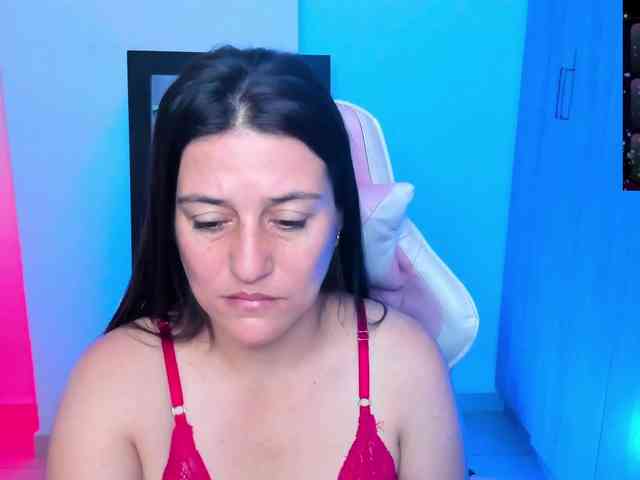 Saskyaajohnson webcam