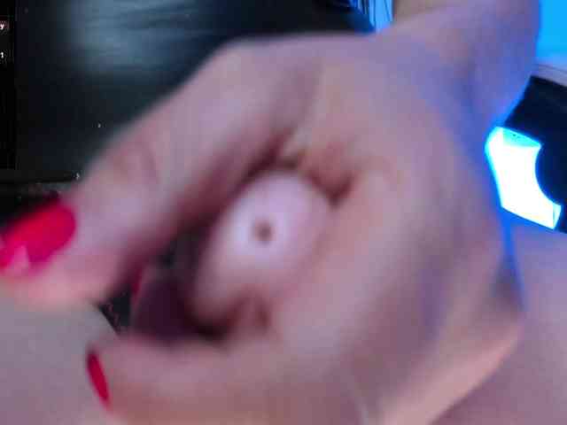 Saskyaajohnson webcam