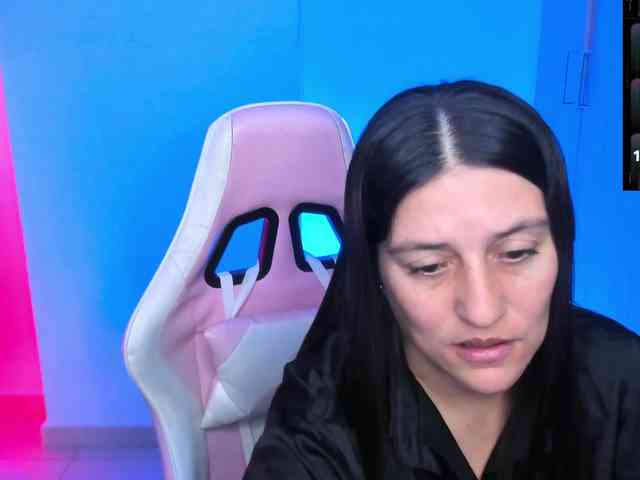 Saskyaajohnson webcam