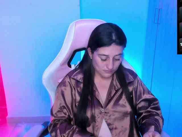 Saskyaajohnson webcam