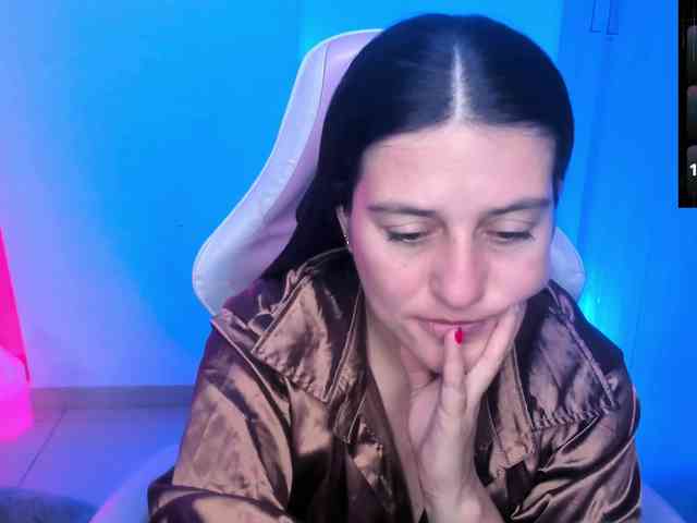 Saskyaajohnson webcam