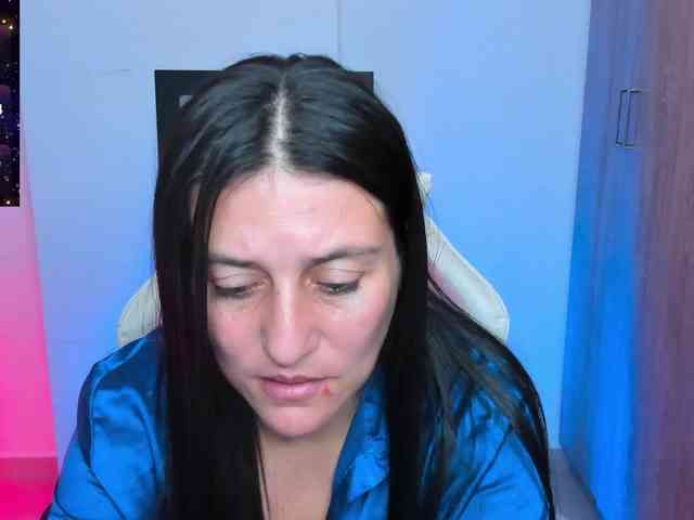 Saskyaajohnson webcam