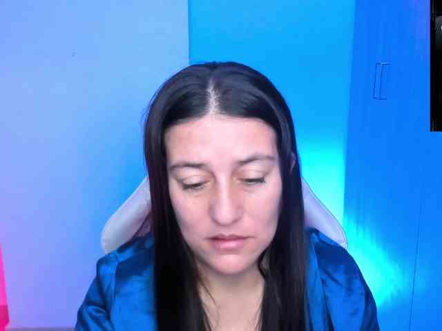 Saskyaajohnson webcam