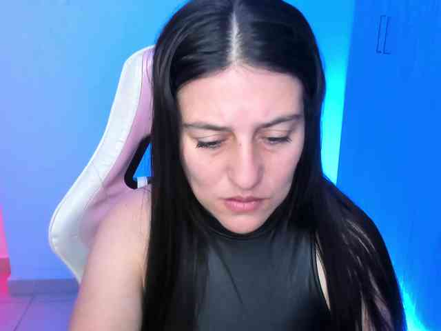 Saskyaajohnson webcam