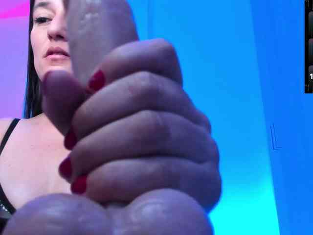 Saskyaajohnson webcam