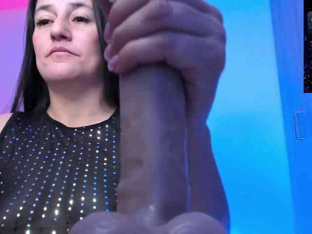 Saskyaajohnson webcam