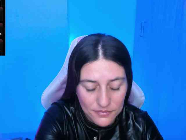 Saskyaajohnson webcam