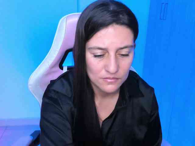 Saskyaajohnson webcam