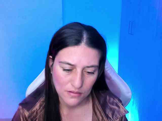 Saskyaajohnson webcam