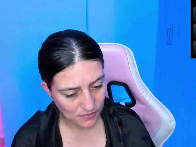 Saskyaajohnson webcam