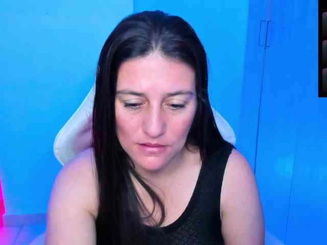 Saskyaajohnson webcam