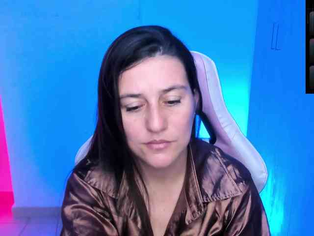 Saskyaajohnson webcam