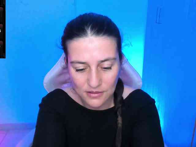 Saskyaajohnson webcam