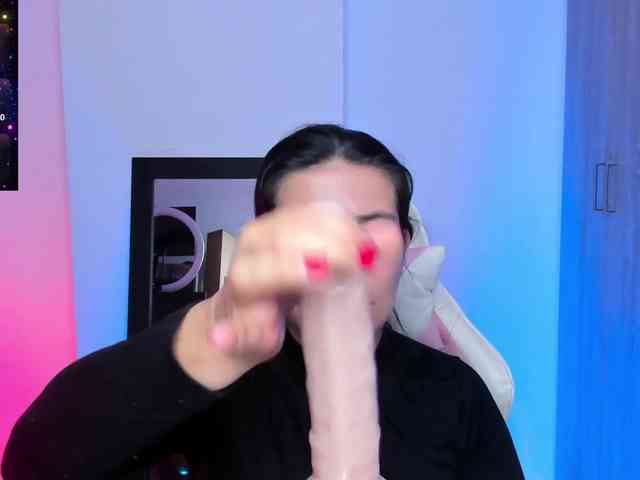 Saskyaajohnson webcam