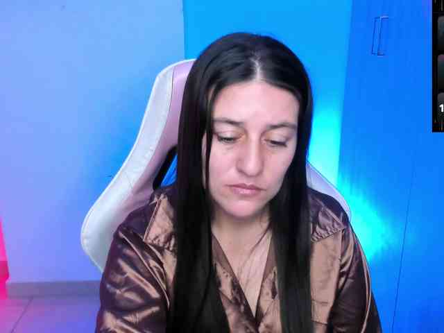 Saskyaajohnson webcam