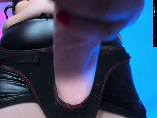 Saskyaajohnson webcam