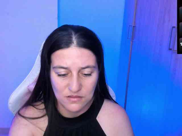 Saskyaajohnson webcam