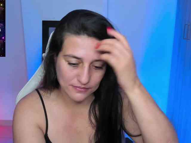 Saskyaajohnson webcam