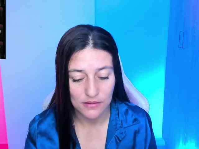 Saskyaajohnson webcam