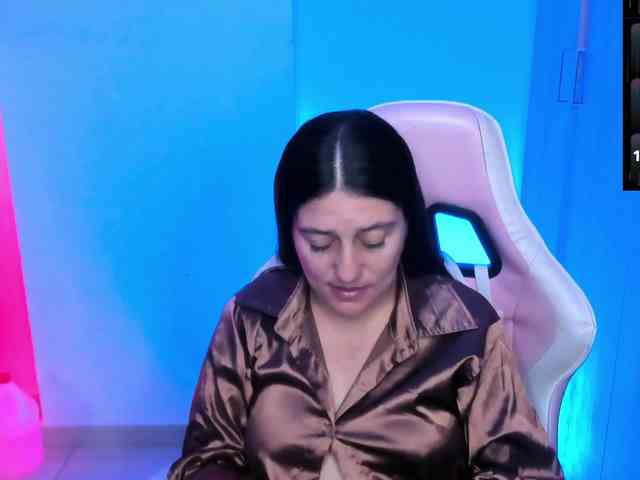 Saskyaajohnson webcam